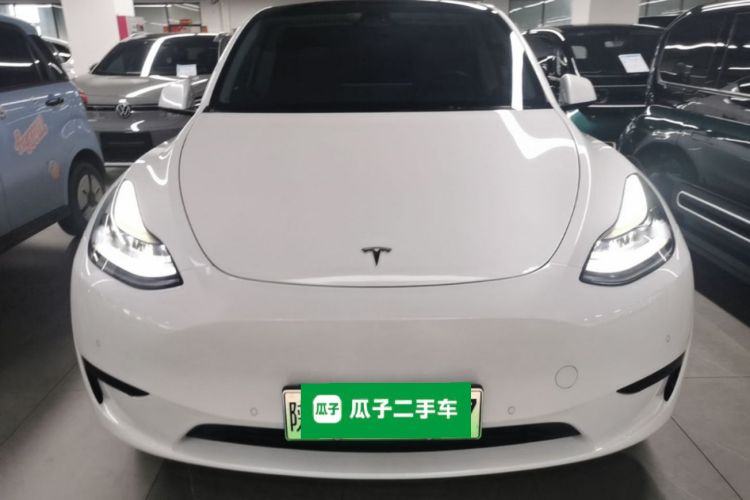 Tesla Model Y 2022 #3 Tesla Model Y 2022 car image #3