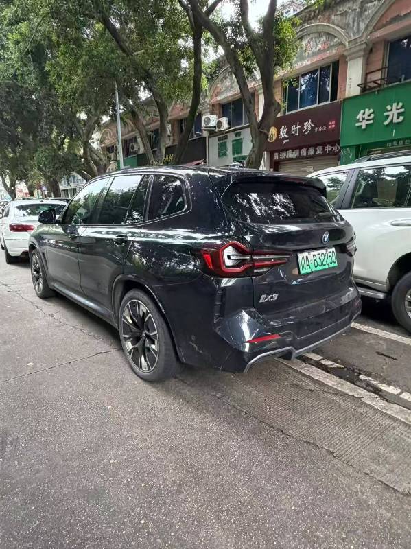 BMW iX3 2023 #4 BMW iX3 2023 car image #4