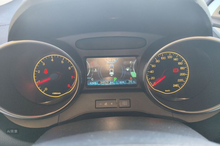 BYD Yuan 2017 #13 BYD Yuan 2017 car image #13