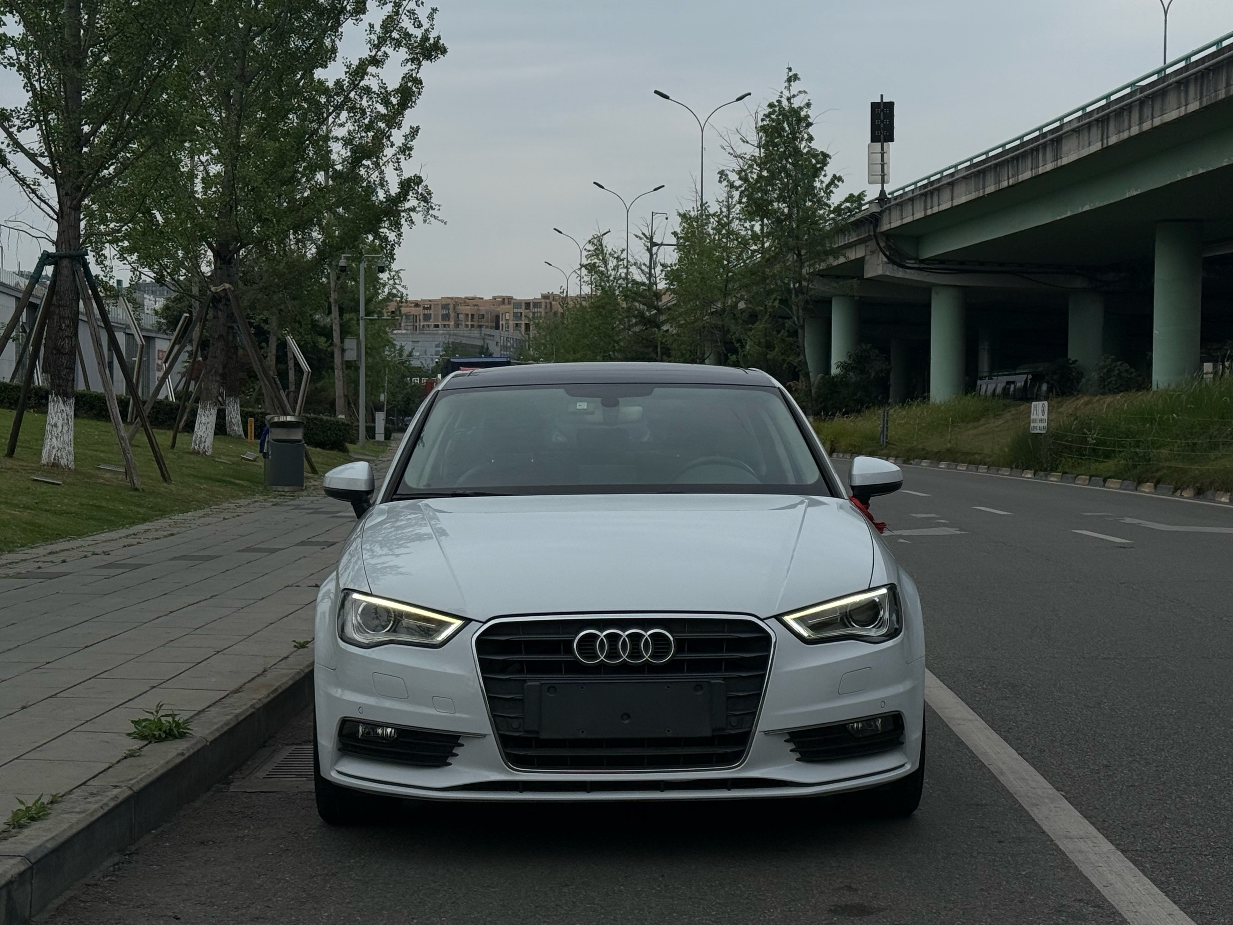 Audi A3 2017 car image #4