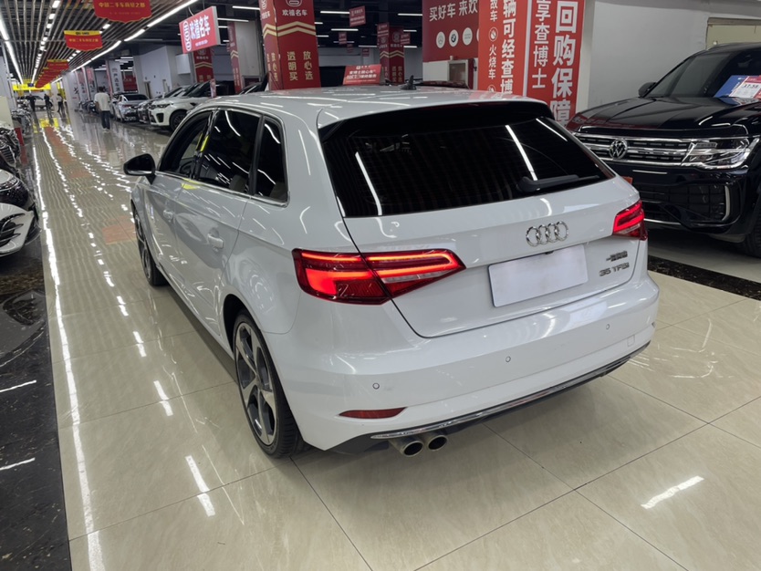 Audi A3 2019 car image #8