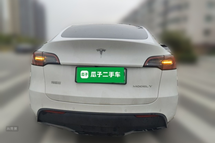 Tesla Model Y 2023 #6 Tesla Model Y 2023 car image #6