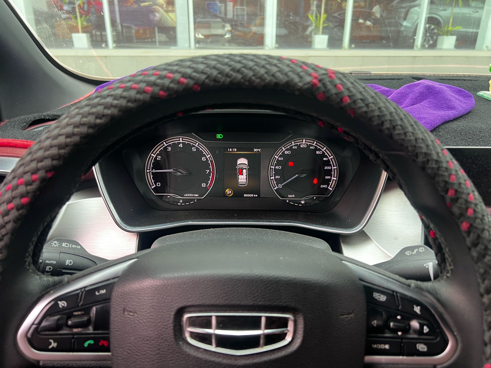 GEELY Coolray 2021 صورة سيارة #6