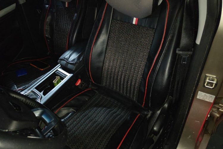 GEELY Emgrand 2019 #19 GEELY Emgrand 2019 car image #19
