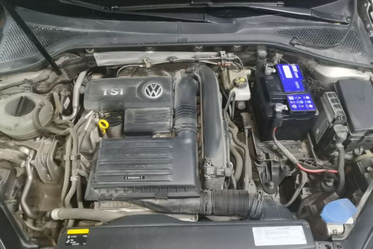 Volkswagen Golf 2015 car image #22