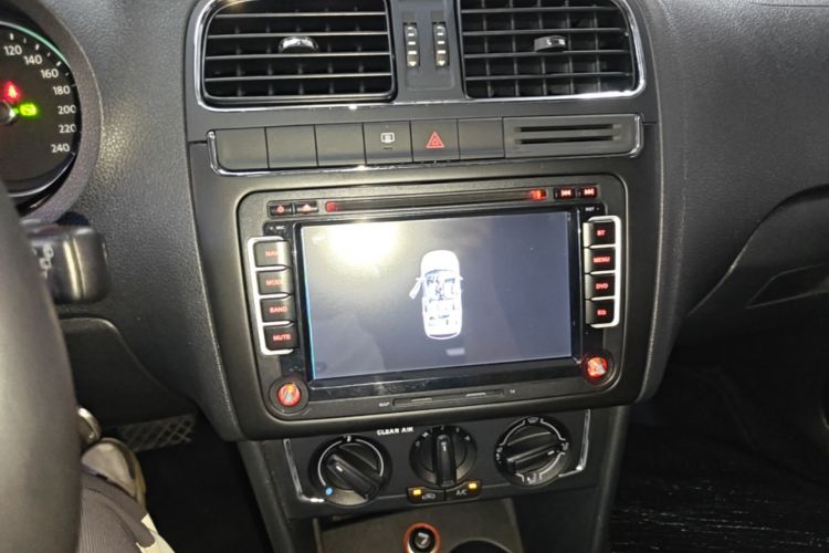 Volkswagen Polo 2017 #13 Volkswagen Polo 2017 car image #13