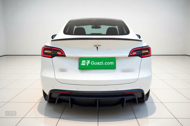 Tesla Model Y 2022 #6 Tesla Model Y 2022 car image #6