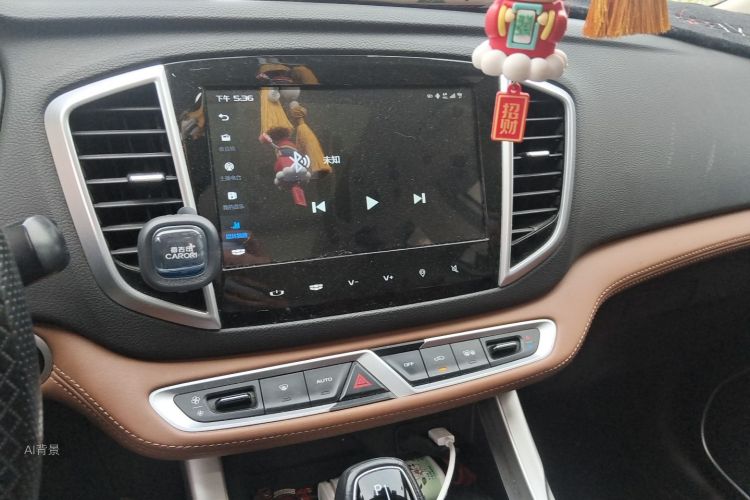 GEELY Vision X6 2019 car image #15