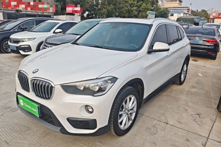 BMW X1 2019 #2 BMW X1 2019 car image #2