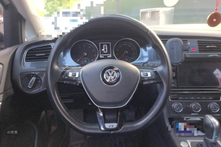 Volkswagen Golf 2019 car image #12
