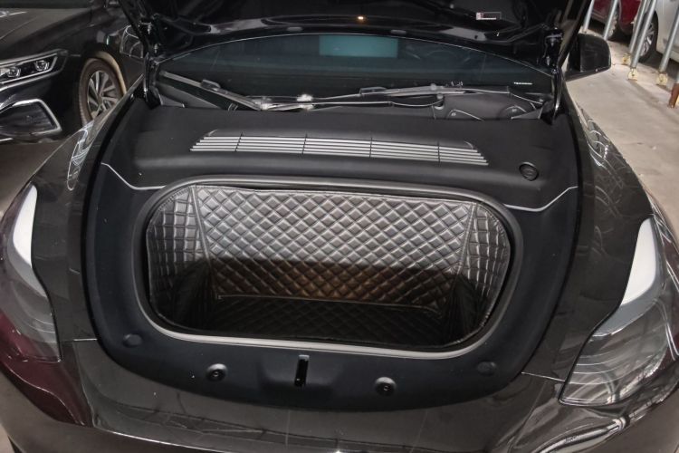 Tesla Model Y 2023 #24 Tesla Model Y 2023 car image #24