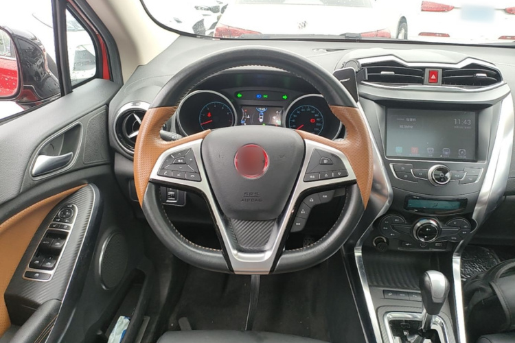 BYD Yuan 2016 #11 BYD Yuan 2016 car image #11