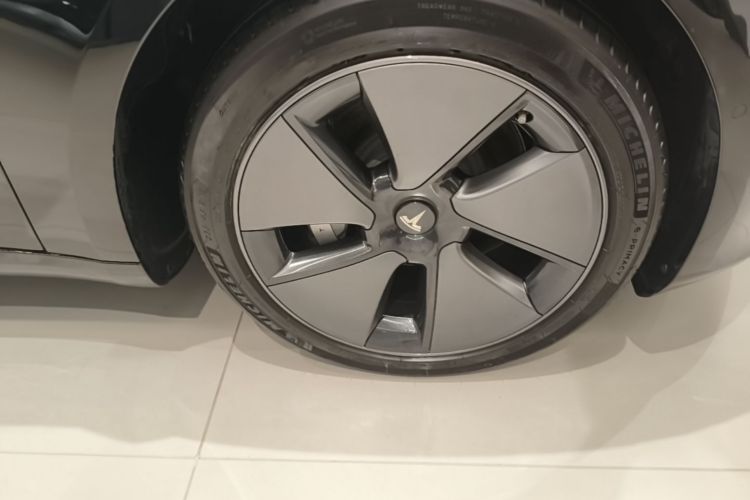 Tesla Model 3 2023 #9 Tesla Model 3 2023 car image #9