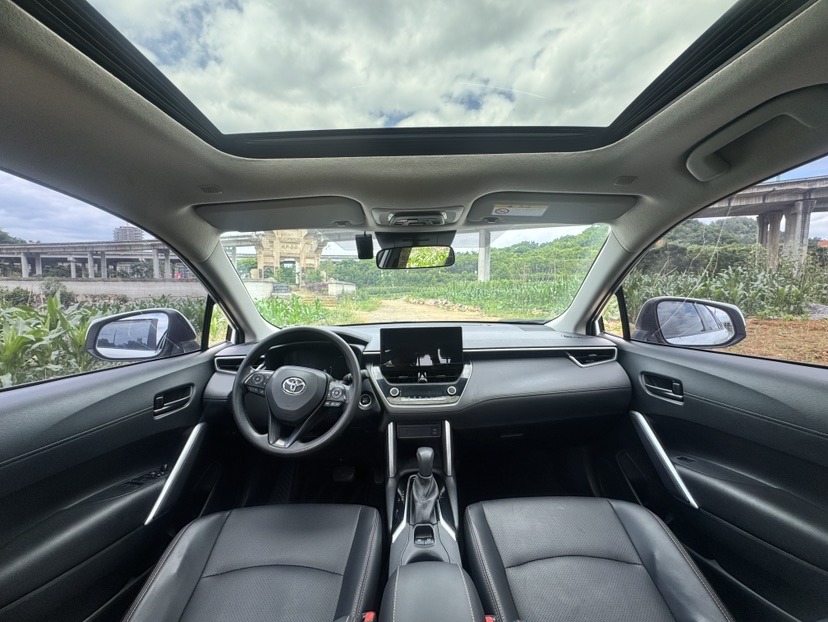 Toyota Corolla Cross 2023 immagine di auto #9