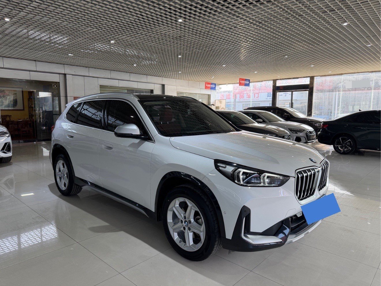 BMW X1 2023 car image #3