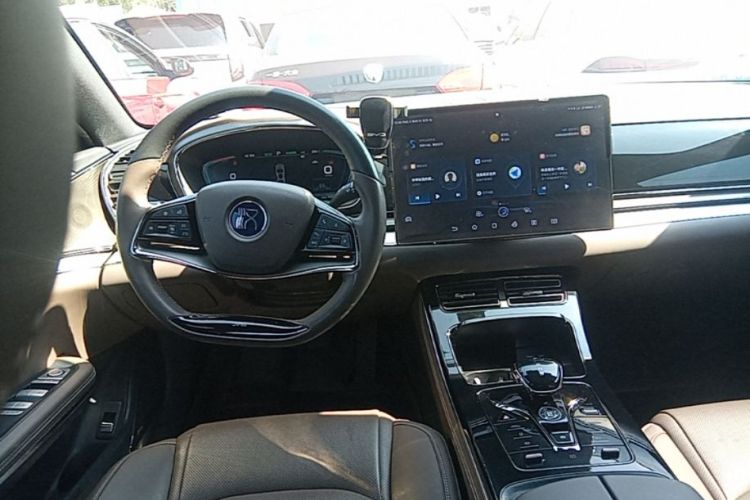 BYD Han 2022 imagen de coche #15