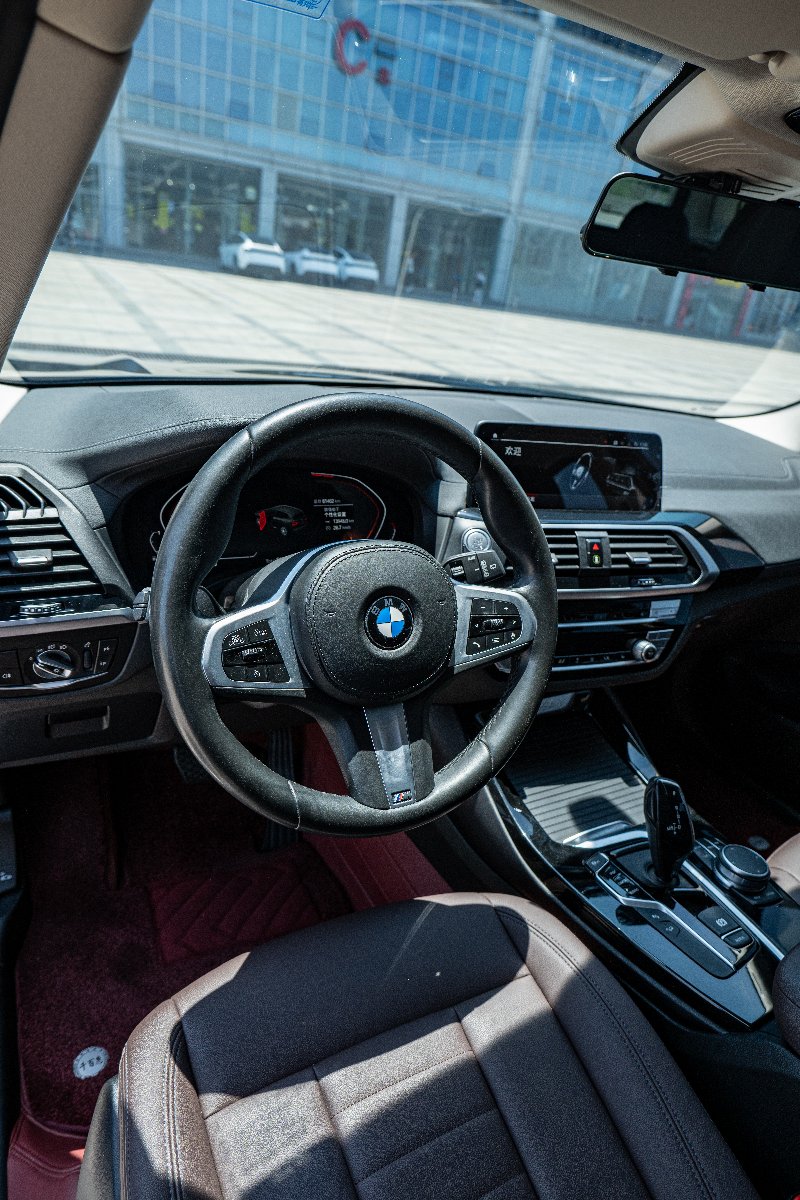 BMW X3 2020 car image #4