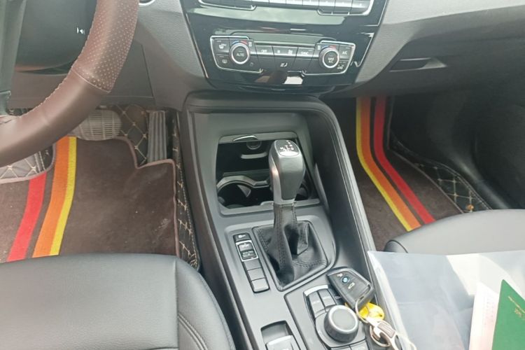 BMW X1 2019 #14 BMW X1 2019 car image #14