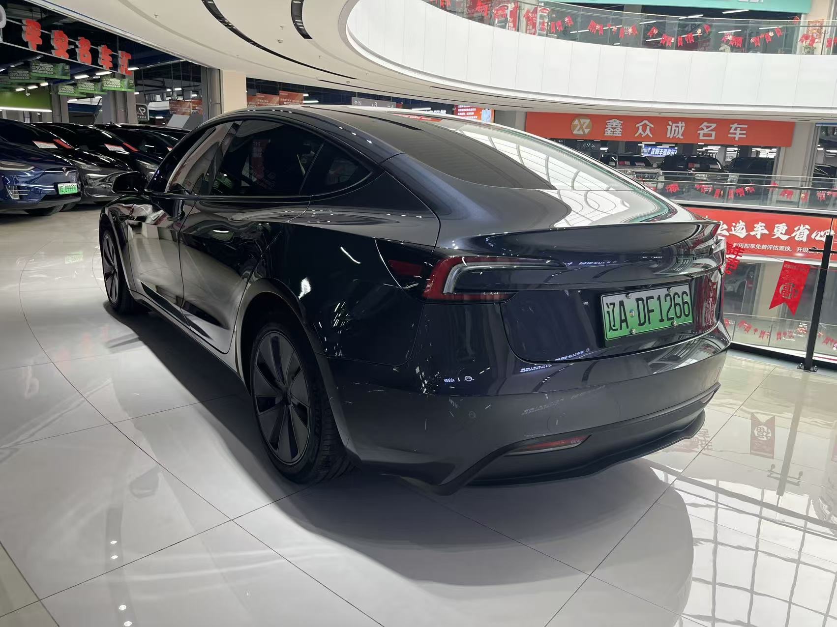 Tesla Model 3 2024 #6 Tesla Model 3 2024 car image #6