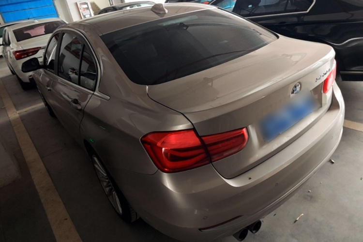 BMW 3 Series 2018 #7 BMW 3 Series 2018 car image #7