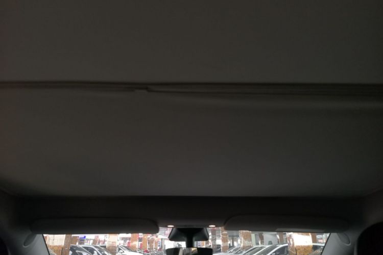 Tesla Model Y 2021 #18 Tesla Model Y 2021 car image #18