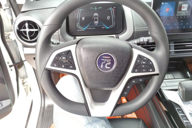 BYD Yuan New Energy 2020 car image #11