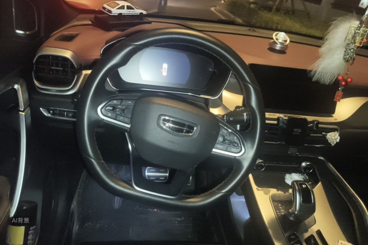 GEELY Coolray 2021 car image #12
