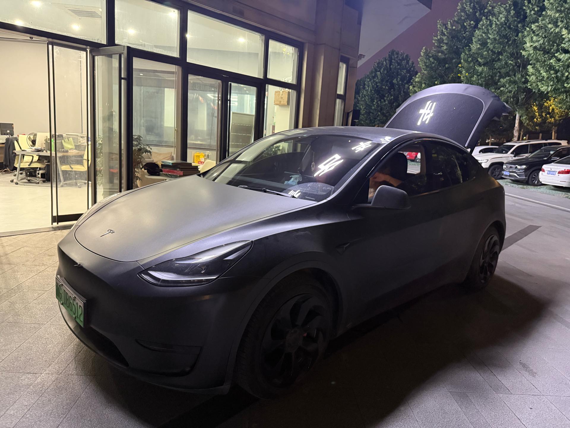 Tesla Model Y 2022 Tesla Model Y 2022 car image