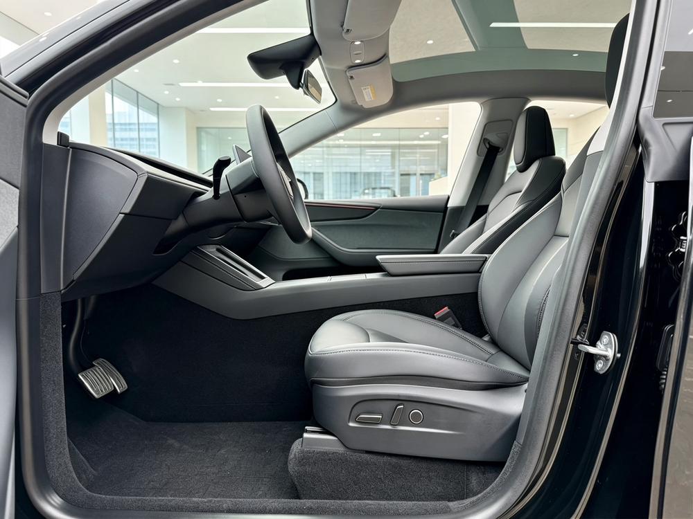 Tesla Model Y 2025 #18 Tesla Model Y 2025 imagen de coche #18