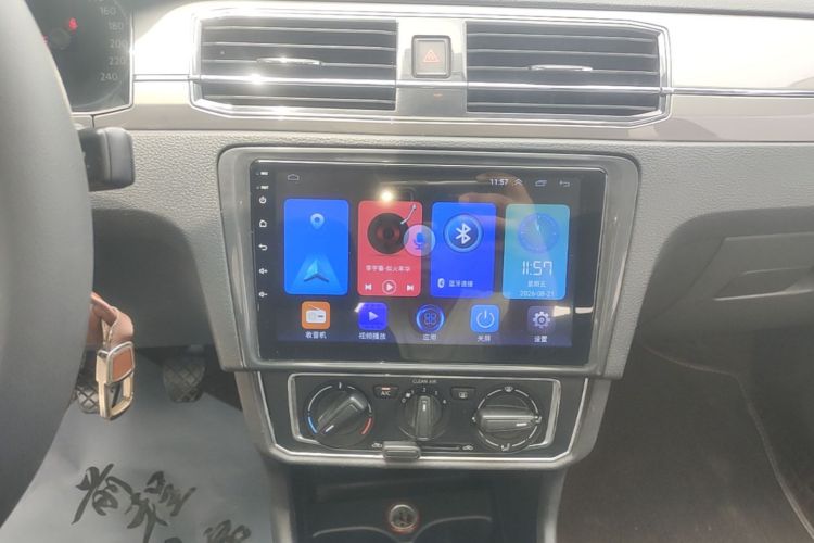 Volkswagen Santana 2017 #13 Volkswagen Santana 2017 car image #13