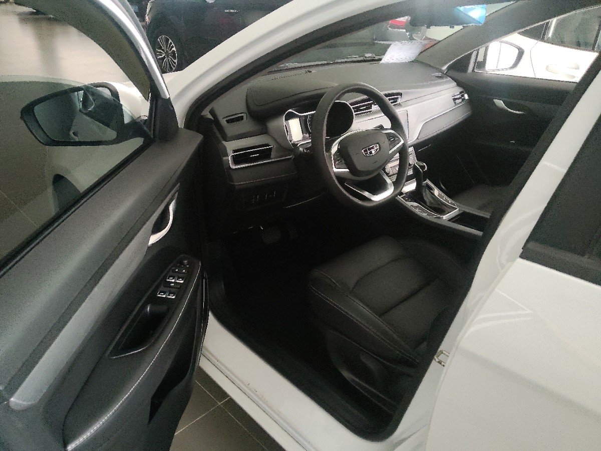 GEELY Emgrand 2022 car image #4
