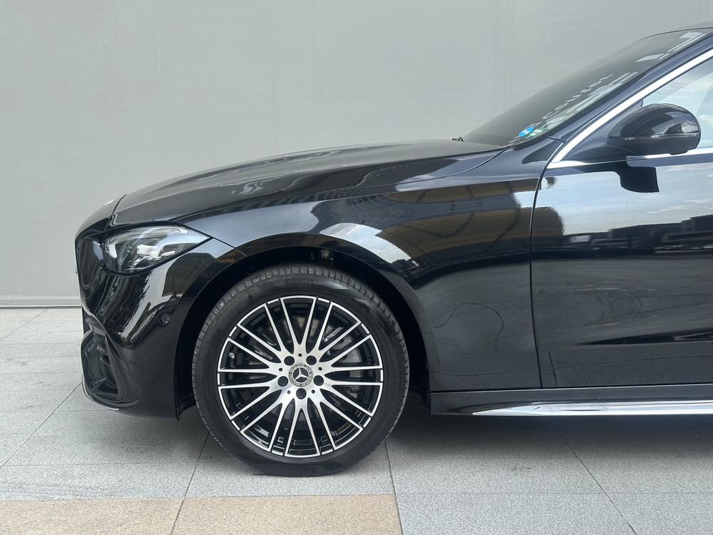 Mercedes-Benz C Class 2024 car image #9