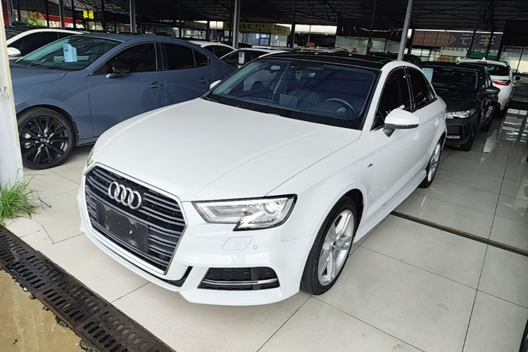 Audi A3 2018 #2 Audi A3 2018 car image #2