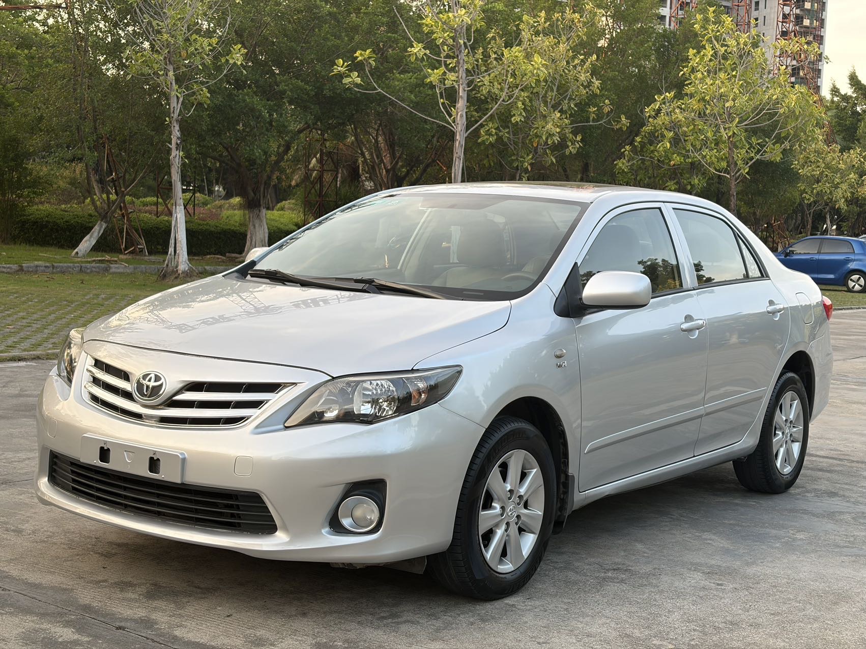 Toyota Corolla 2013 Toyota Corolla 2013 car image