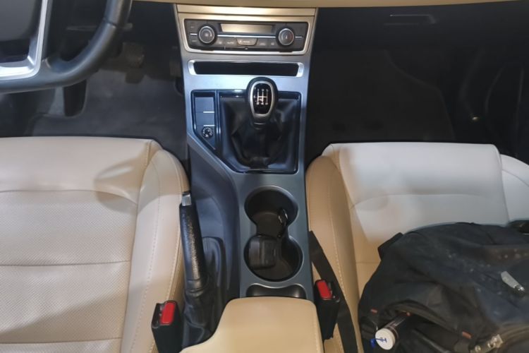 GEELY Emgrand 2018 immagine di auto #14