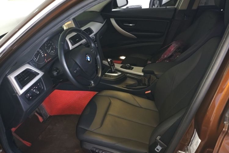 BMW 3 Series 2017 car image #15