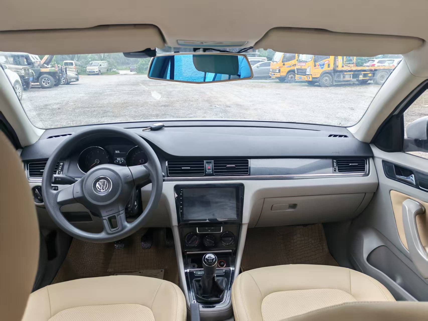 Volkswagen Bora 2013 صورة سيارة #8