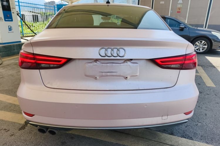 Audi A3 2019 immagine di auto #6