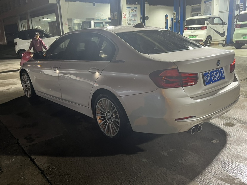 BMW 3 Series 2018 car image #7