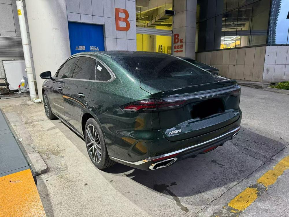 GEELY Emgrand 2025 #4 GEELY Emgrand 2025 car image #4