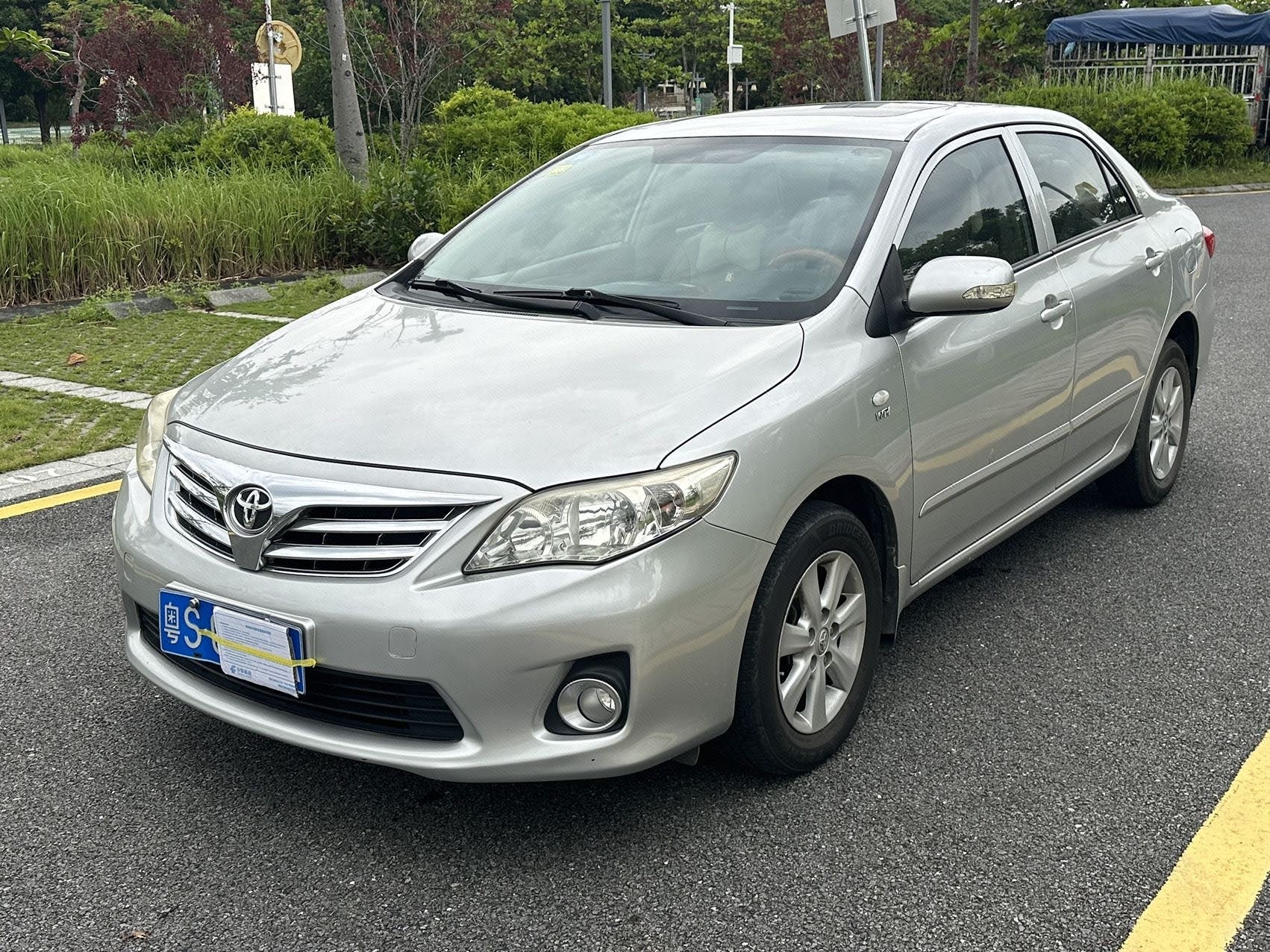 Toyota Corolla 2011 Toyota Corolla 2011 car image