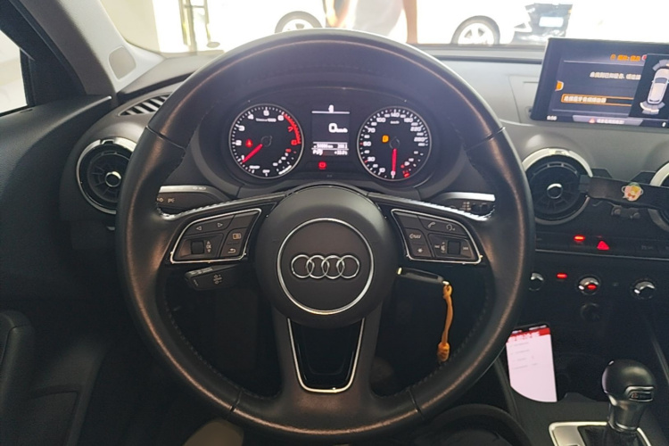 Audi A3 2020 car image #11