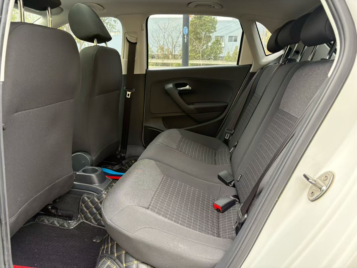 Volkswagen Polo 2017 #6 Volkswagen Polo 2017 car image #6