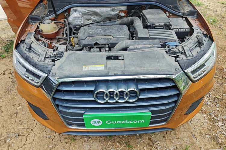 Audi Q3 2018 car image #22