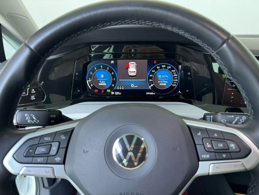 Volkswagen Golf 2022 immagine di auto #7