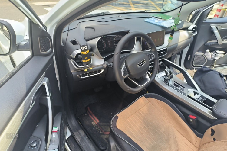 GEELY Coolray 2019 #18 GEELY Coolray 2019 car image #18