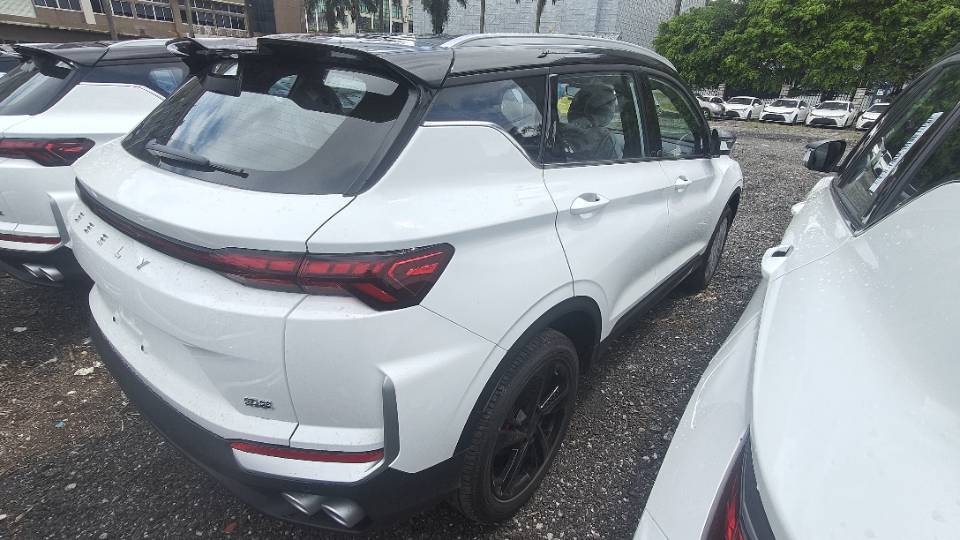 GEELY Coolray 2026 car image #4
