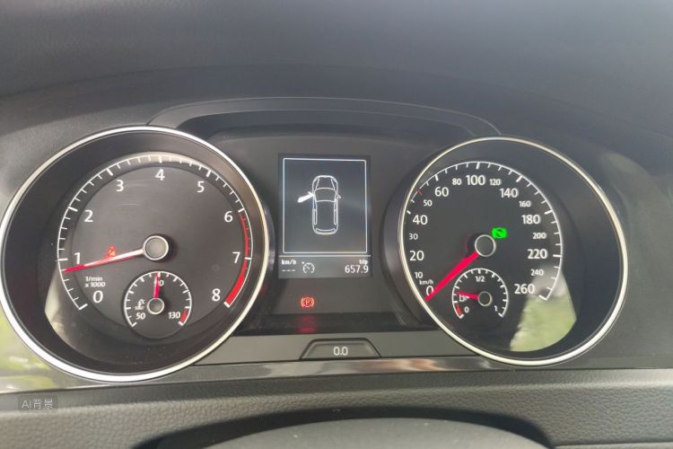 Volkswagen Golf 2017 car image #13