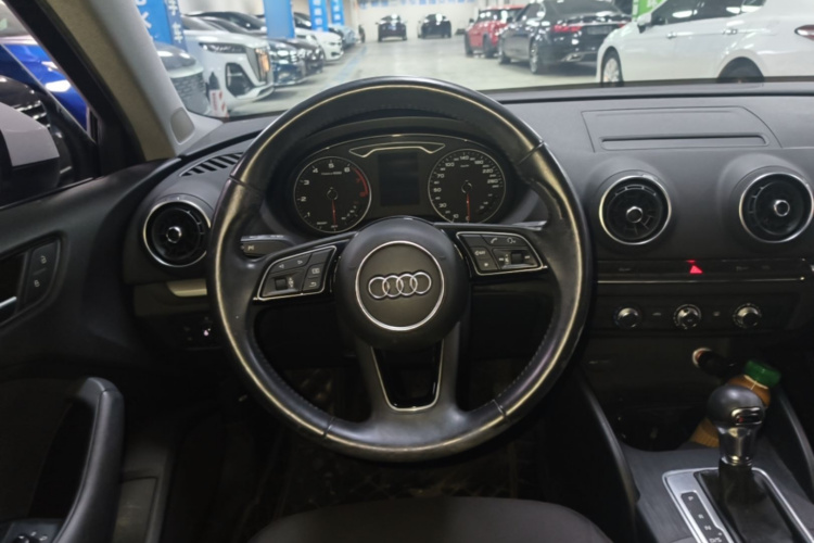 Audi A3 2019 #11 Audi A3 2019 car image #11