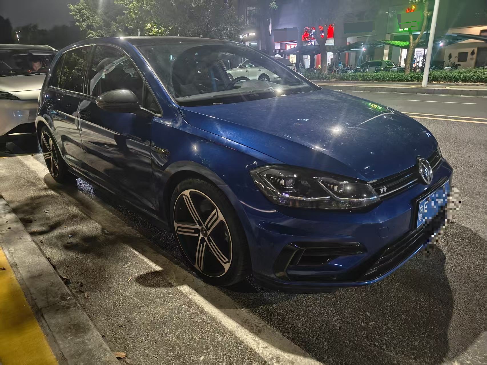 Volkswagen Golf (Imported) 2019 #2 Volkswagen Golf (Imported) 2019 صورة سيارة #2